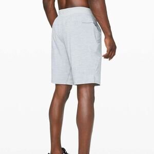 Lululemon T.H.E. Short Linerless 9" Heather Allover Sea Salt Light Cast Large